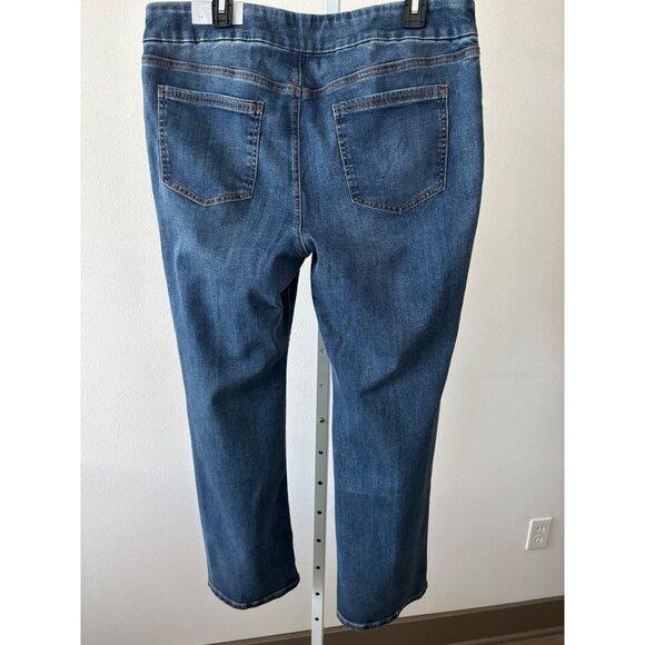 NWT Chico’s Jeans 16R Fits 12–14 Pull-On Slim Bootcut Preppy Classic Americana - Picture 3 of 12